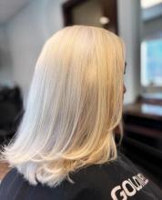 platinum white blonde haircut shoulder length hairstyle blowout straight hair hairstylist near me hair stylist hairdresser hair dresser brantford ontario affordable hair services cut colour style highlights lowlights 